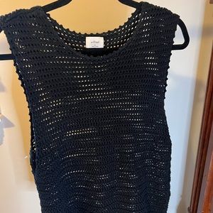 Aritzia Wilfred Crochet Top M